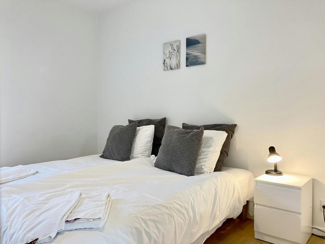 Spacious For 5 In Gellerupparken Århus
